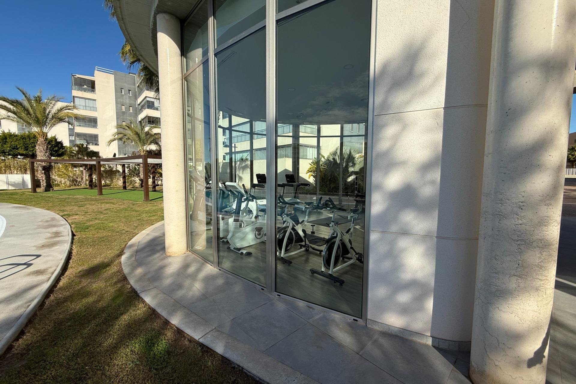 Återförsäljning - Apartment -
Orihuela Costa - Los Dolses