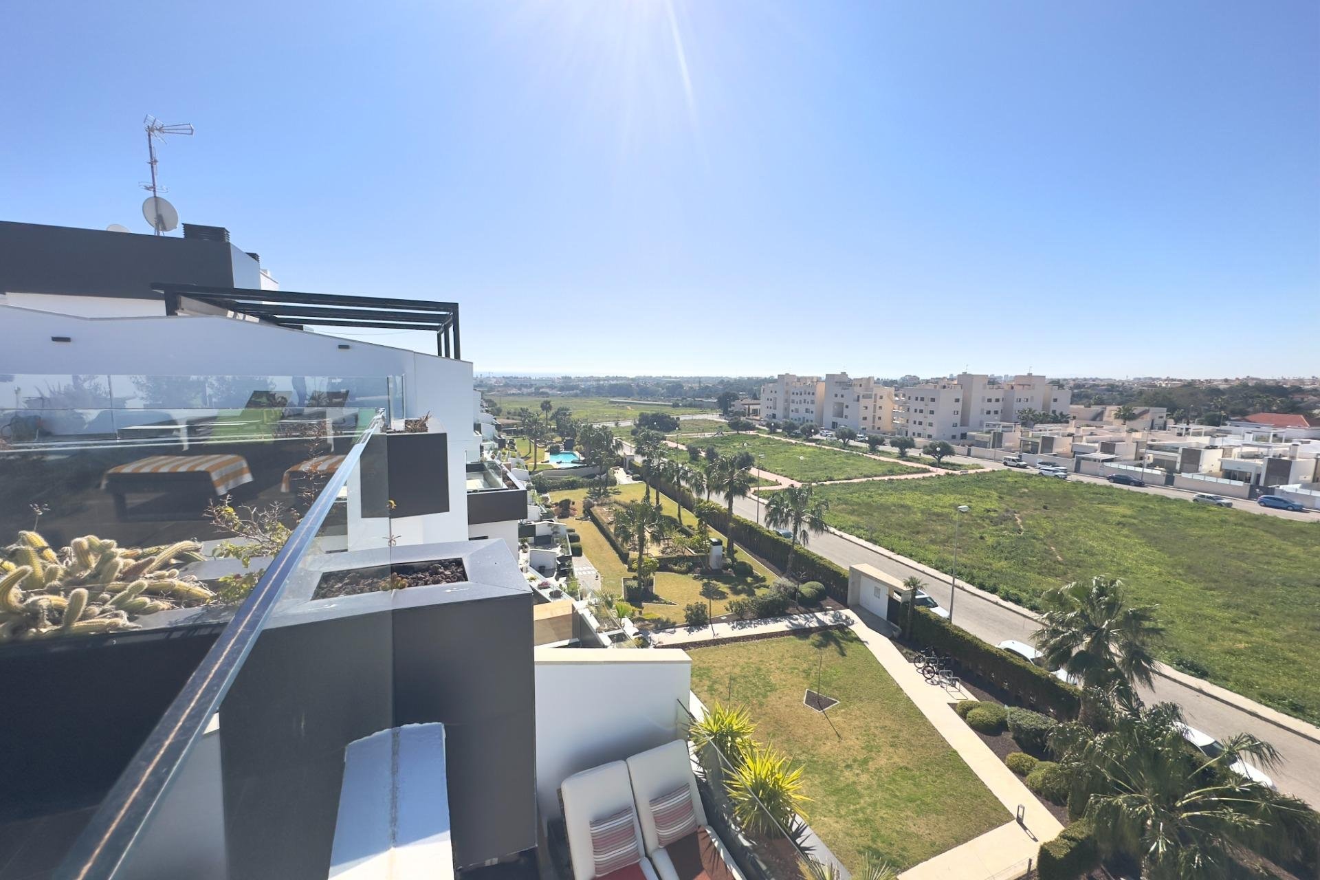 Återförsäljning - Apartment -
Orihuela Costa - Los Dolses