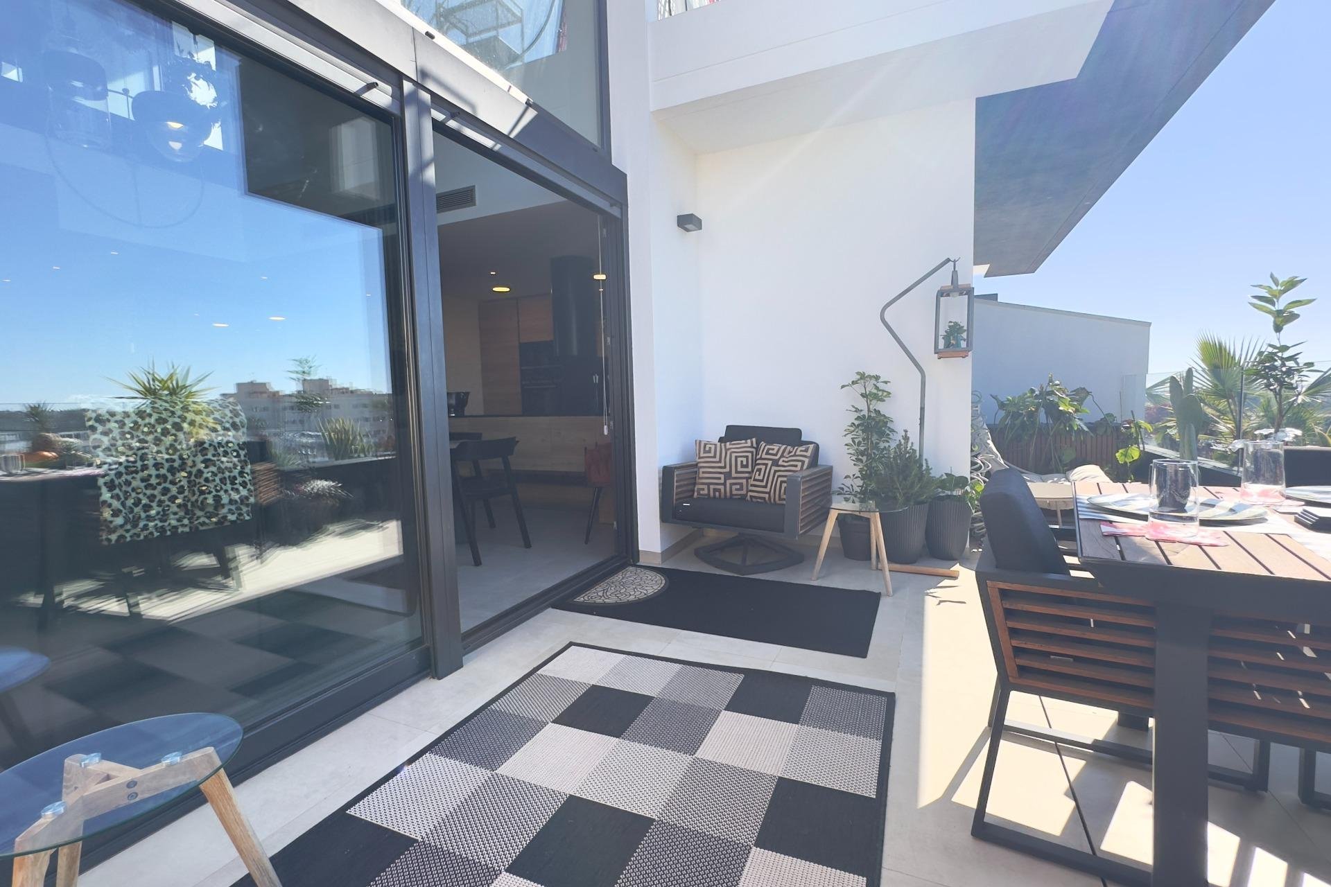 Återförsäljning - Apartment -
Orihuela Costa - Los Dolses