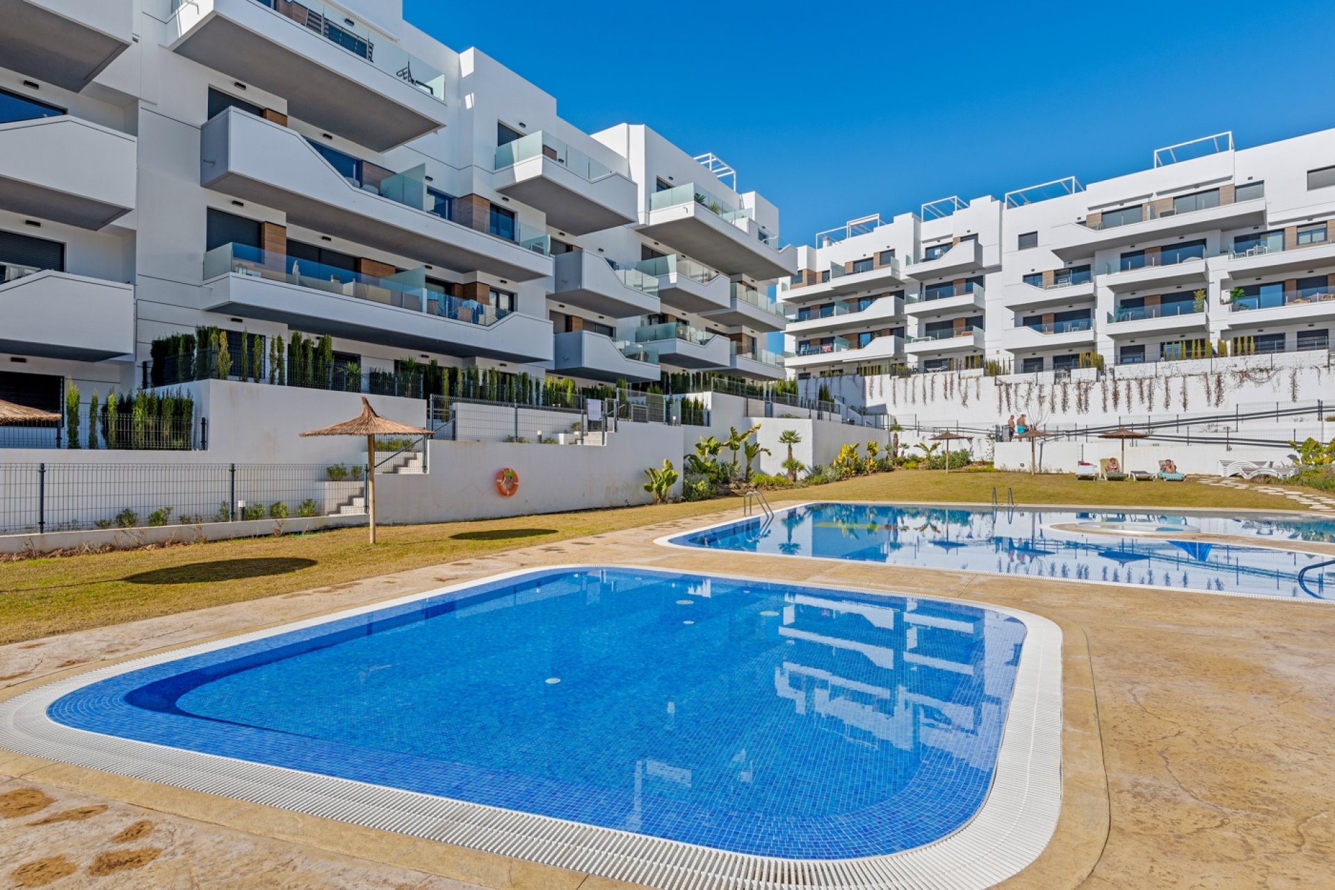 Återförsäljning - Apartment -
Orihuela Costa - Los Dolses