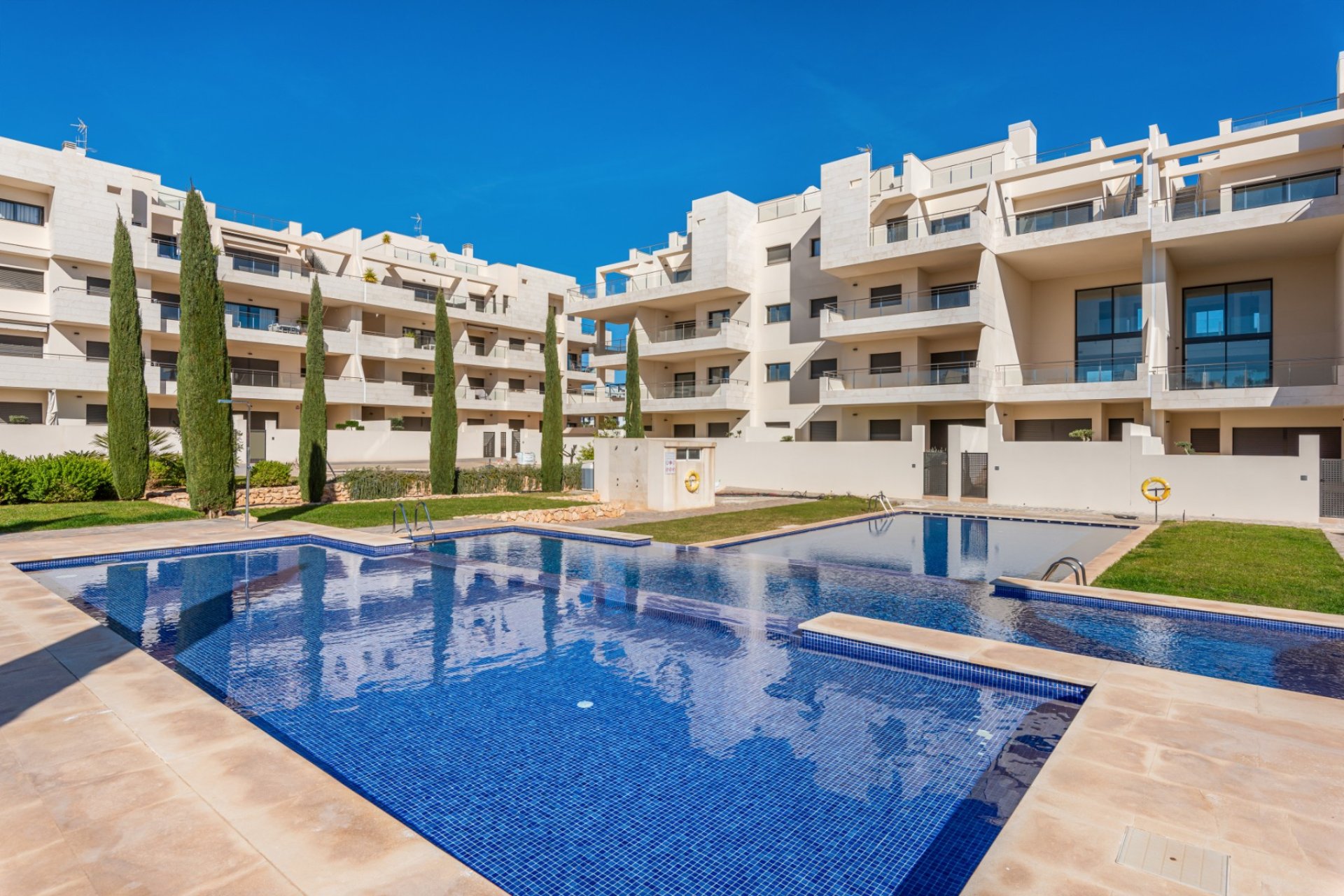 Återförsäljning - Apartment -
Orihuela Costa - Los Dolses