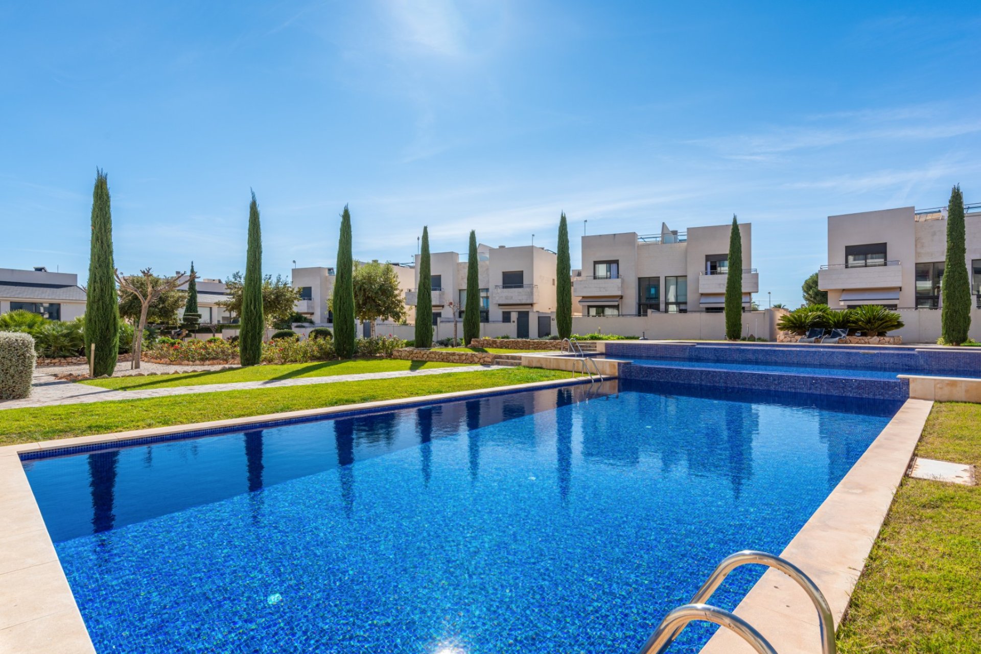 Återförsäljning - Apartment -
Orihuela Costa - Los Dolses