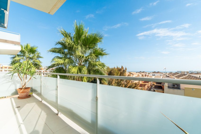 Återförsäljning - Apartment -
Orihuela Costa - Los Dolses