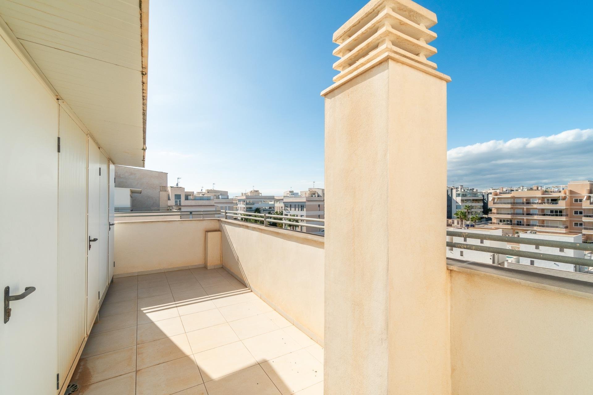 Återförsäljning - Apartment -
Orihuela Costa - Los Dolses