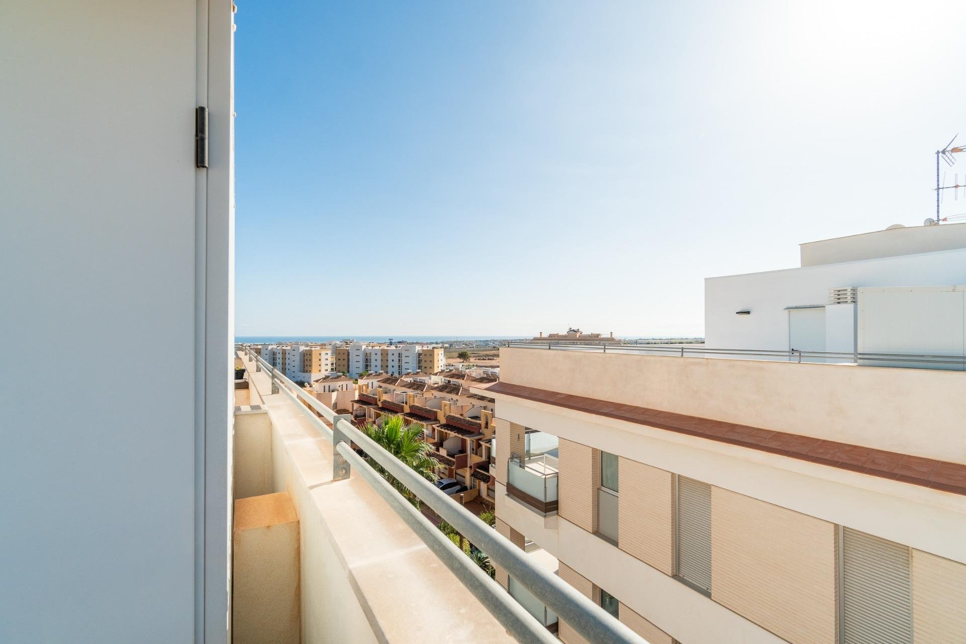 Återförsäljning - Apartment -
Orihuela Costa - Los Dolses