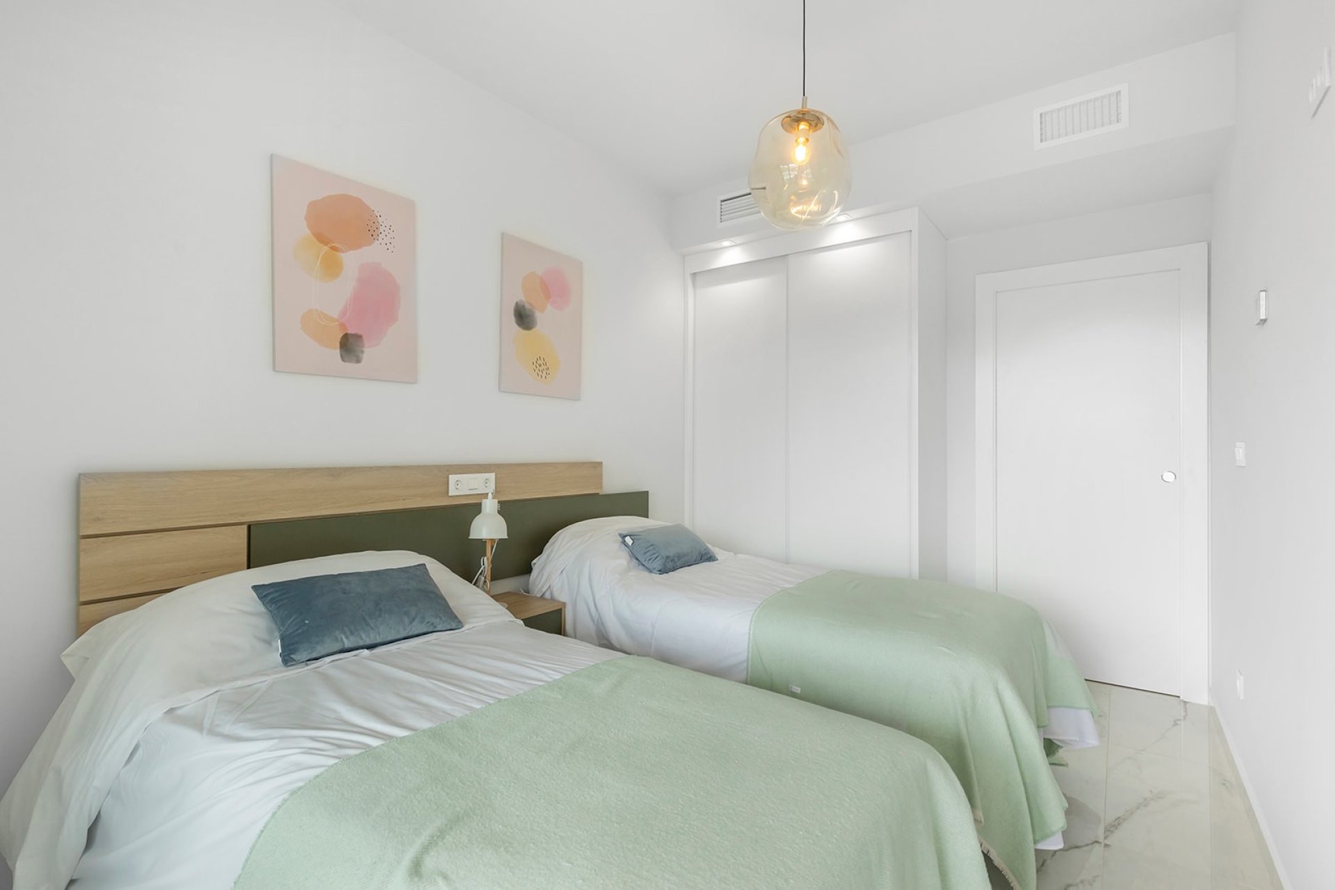 Återförsäljning - Apartment -
Orihuela Costa - Orihuela