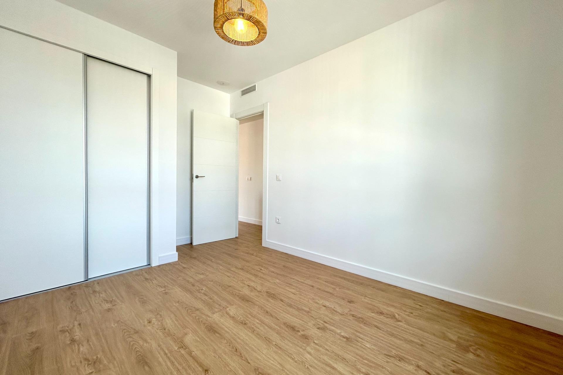 Återförsäljning - Apartment -
Orihuela Costa - PAU 8