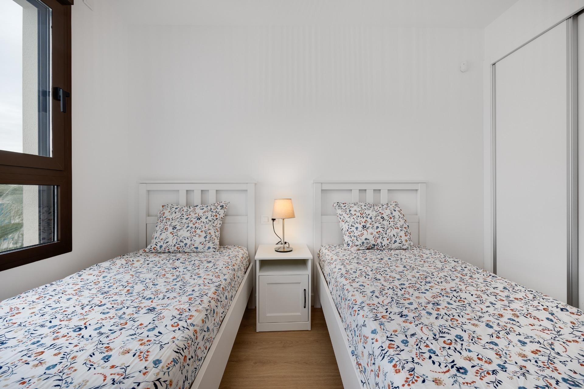 Återförsäljning - Apartment -
Orihuela Costa - PAU 8