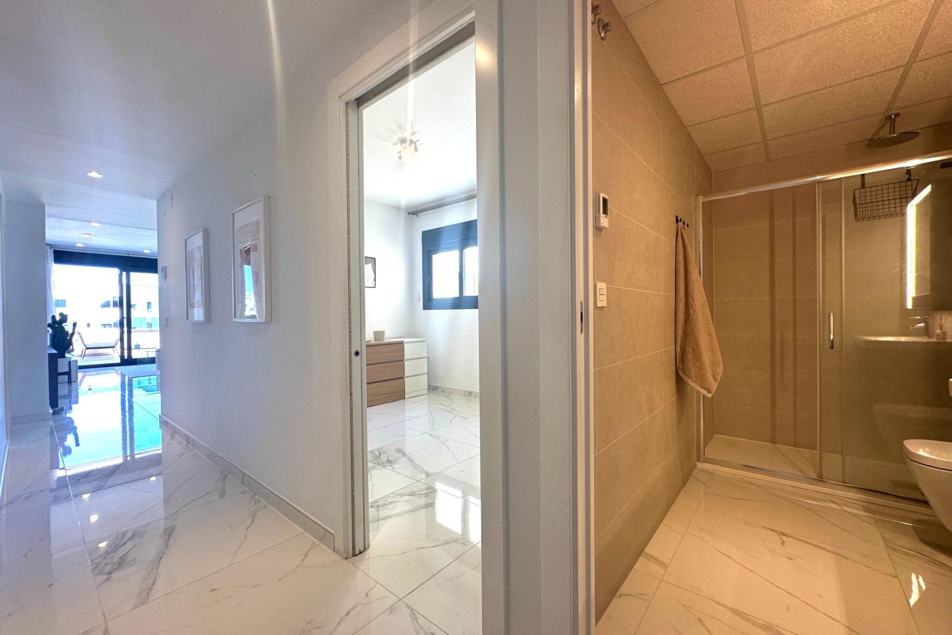 Återförsäljning - Apartment -
Orihuela Costa - PAU 8