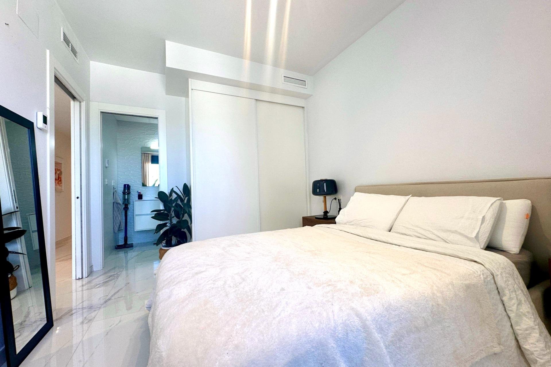 Återförsäljning - Apartment -
Orihuela Costa - PAU 8