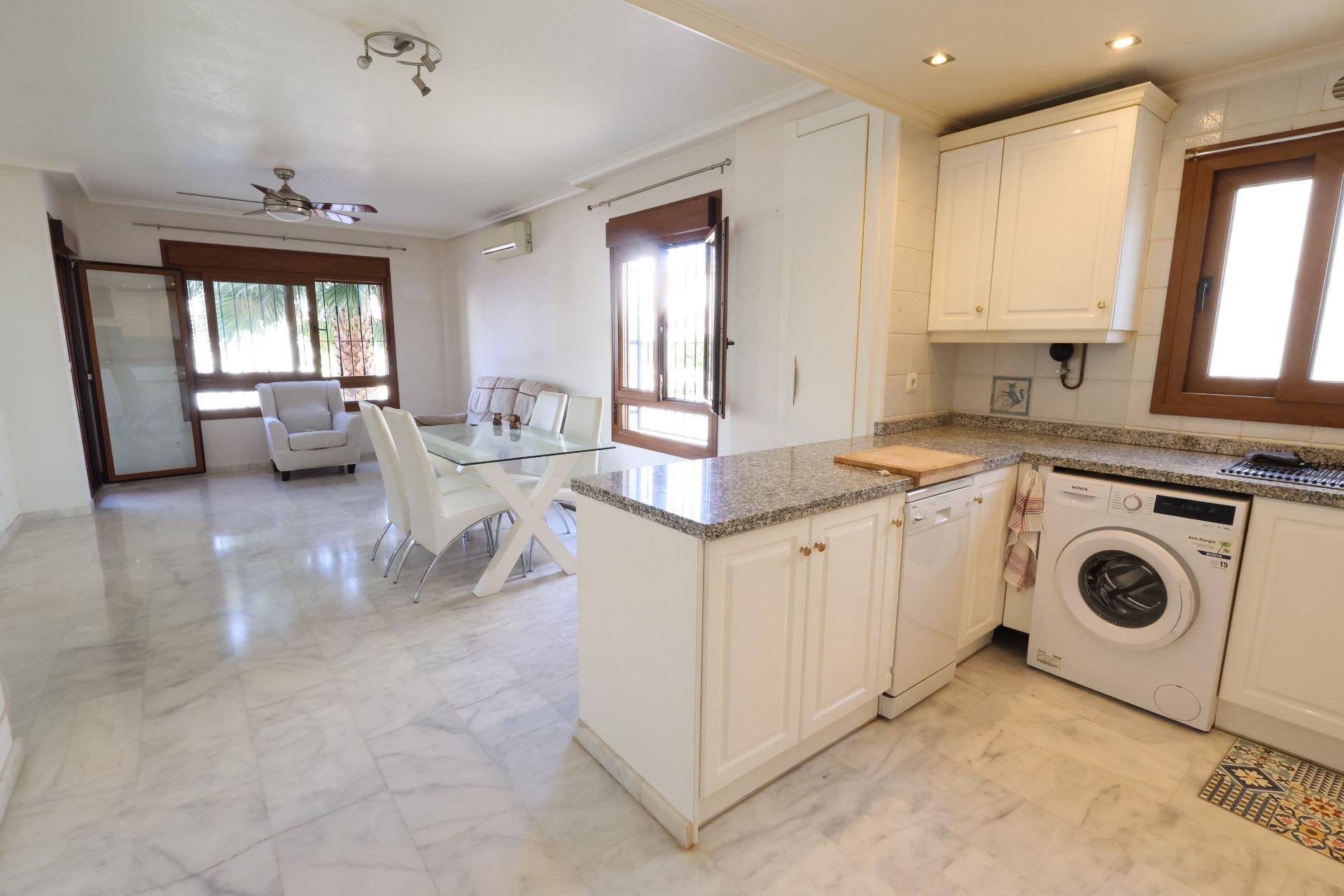 Återförsäljning - Apartment -
Orihuela Costa - PAU 8