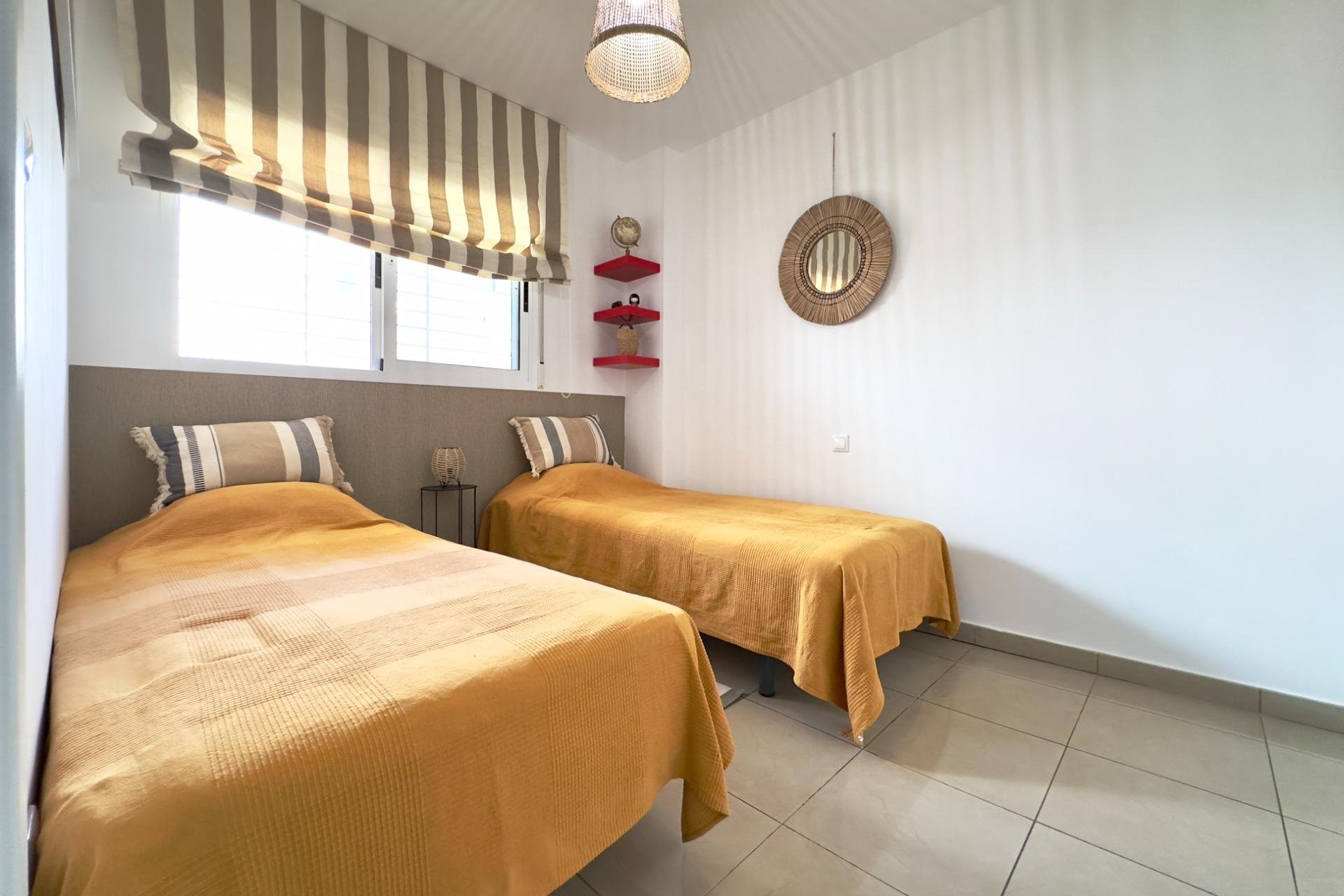 Återförsäljning - Apartment -
Orihuela Costa - Playa Flamenca