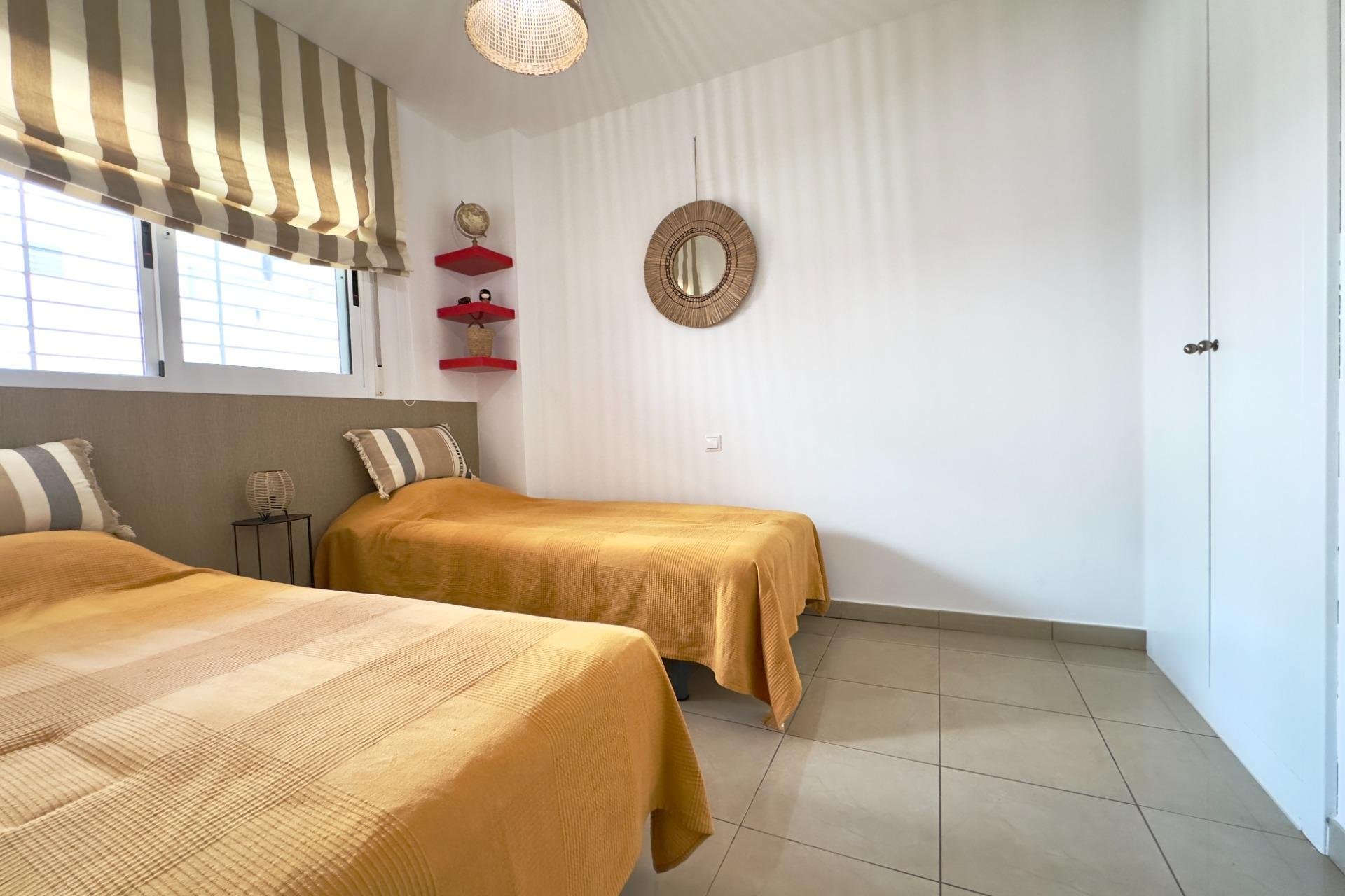 Återförsäljning - Apartment -
Orihuela Costa - Playa Flamenca