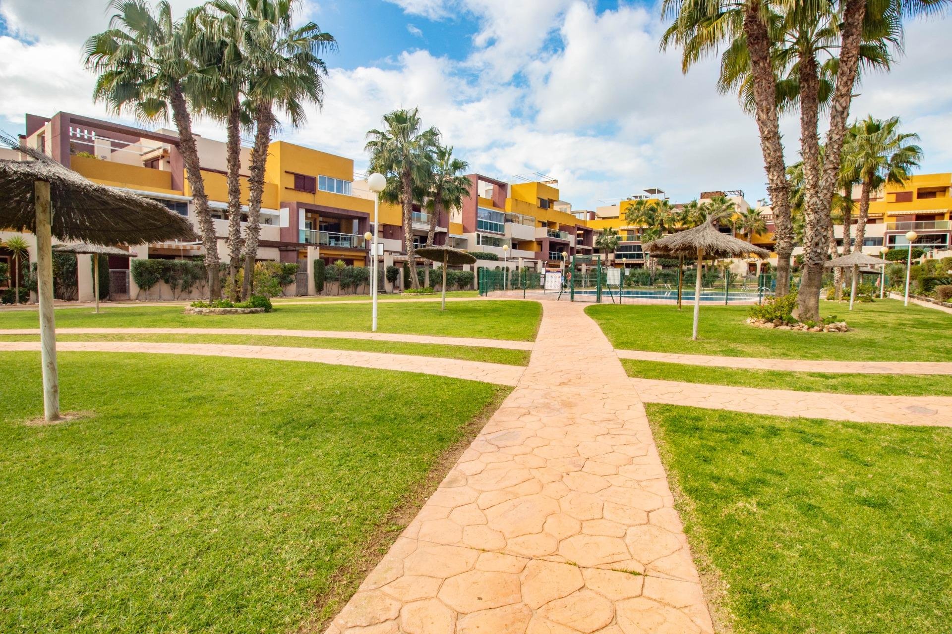 Återförsäljning - Apartment -
Orihuela Costa - Playa Flamenca