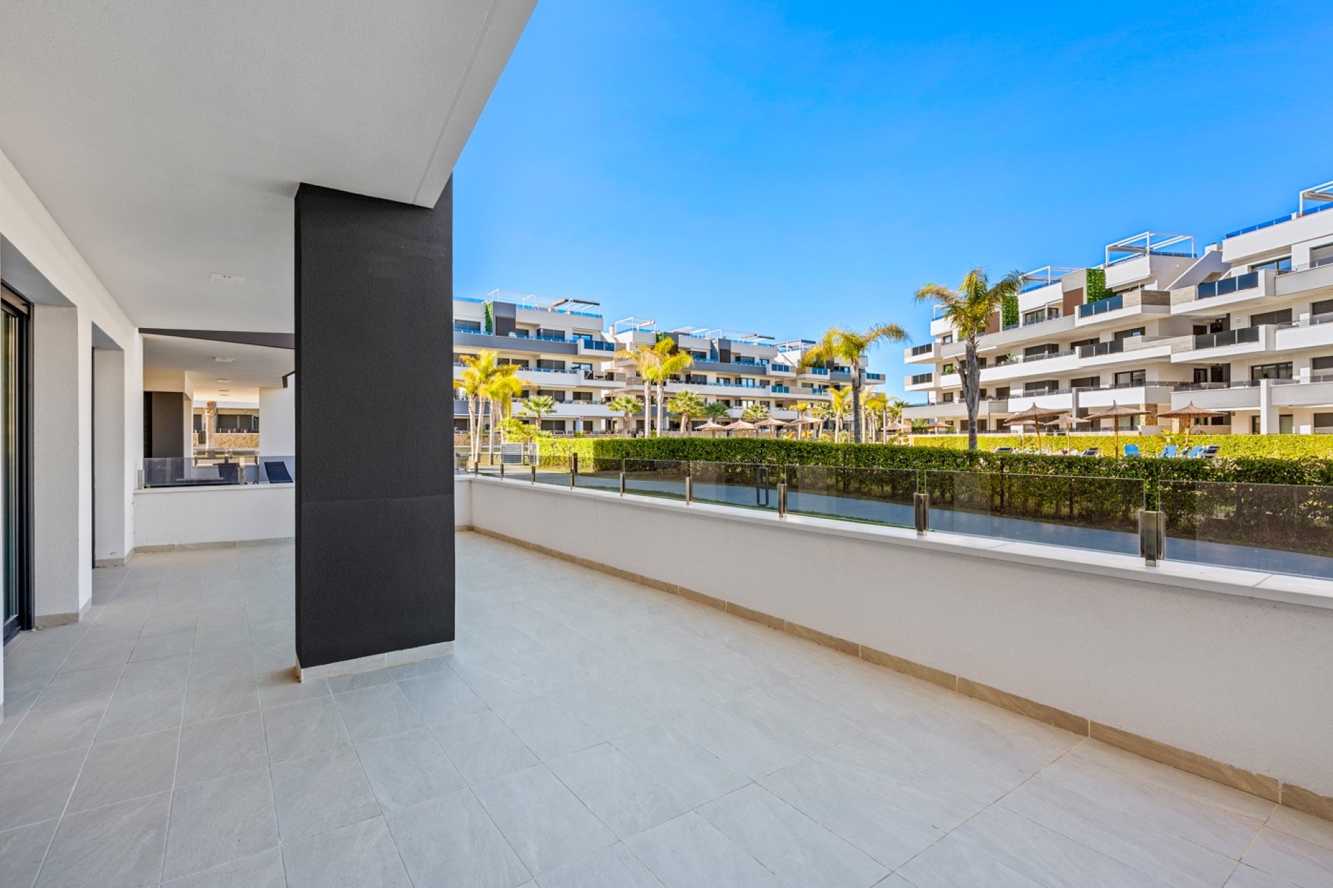 Återförsäljning - Apartment -
Orihuela Costa - Playa Flamenca