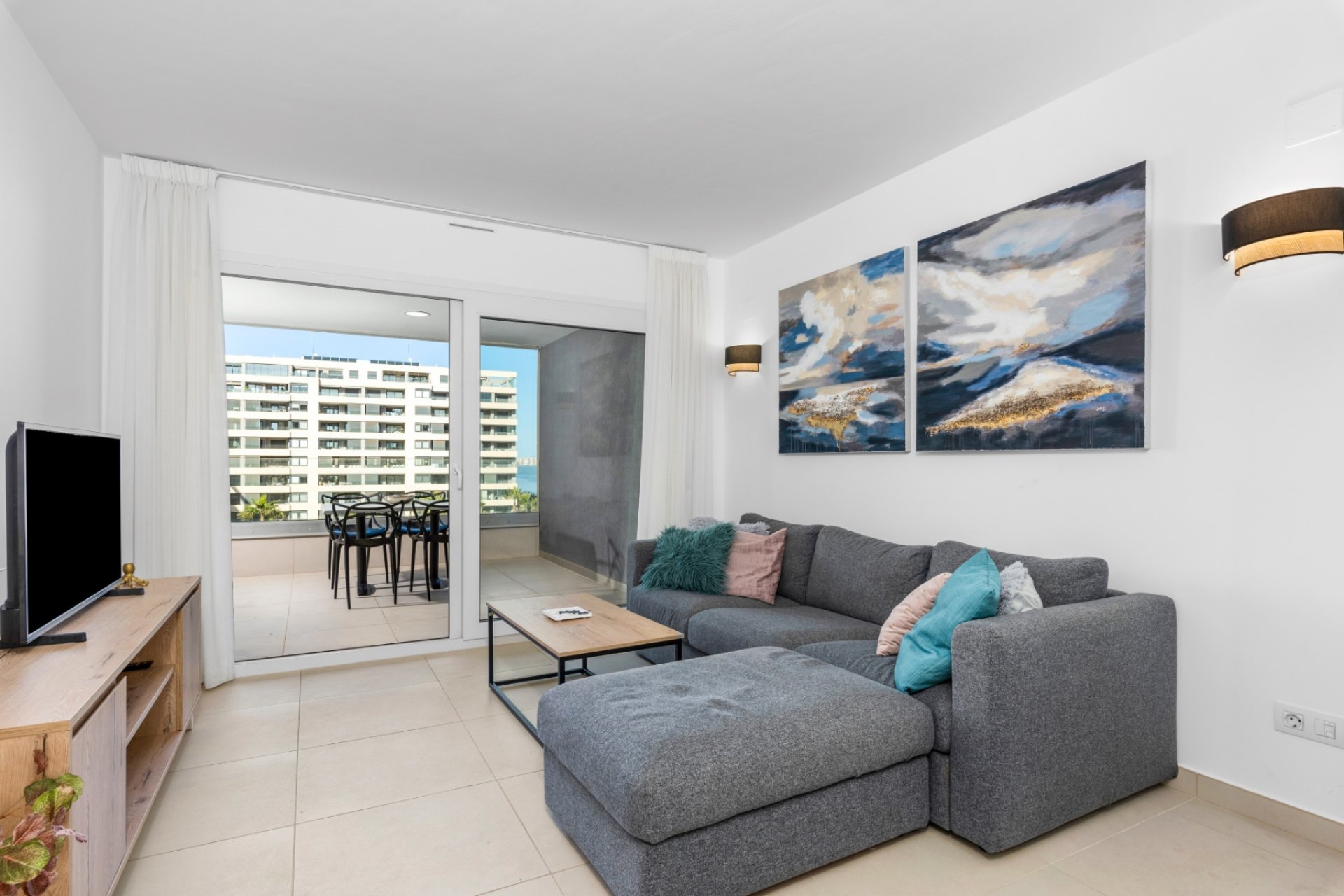 Återförsäljning - Apartment -
Orihuela Costa - Punta Prima