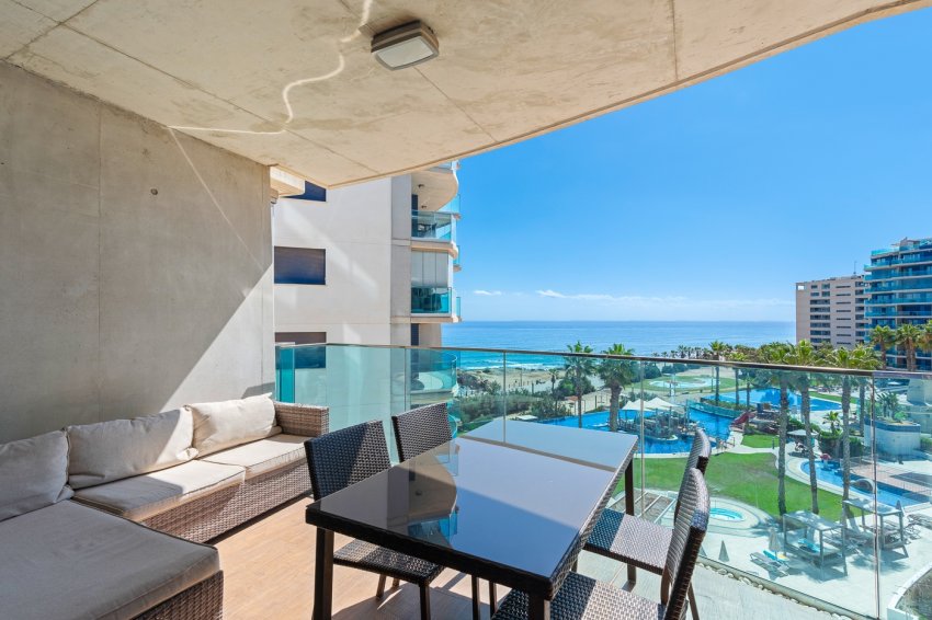 Återförsäljning - Apartment -
Orihuela Costa - Punta Prima