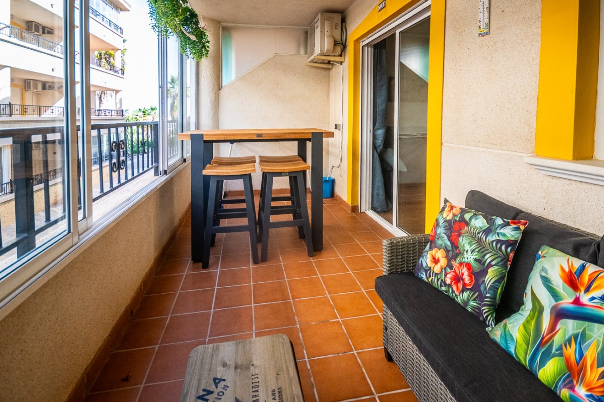 Återförsäljning - Apartment -
Orihuela Costa - Punta Prima