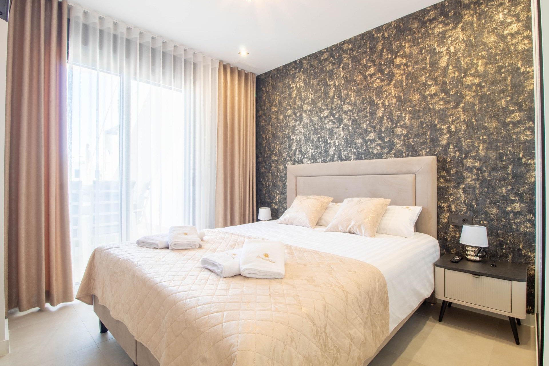 Återförsäljning - Apartment -
Orihuela Costa - Punta Prima