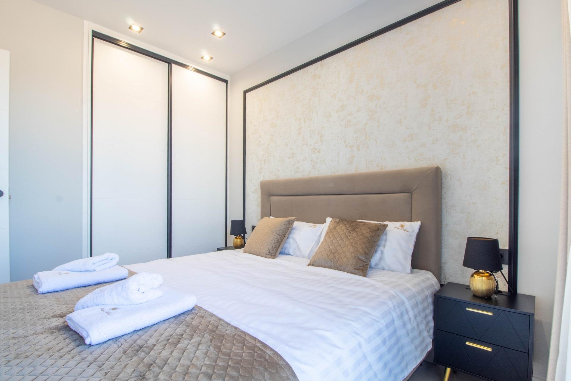 Återförsäljning - Apartment -
Orihuela Costa - Punta Prima