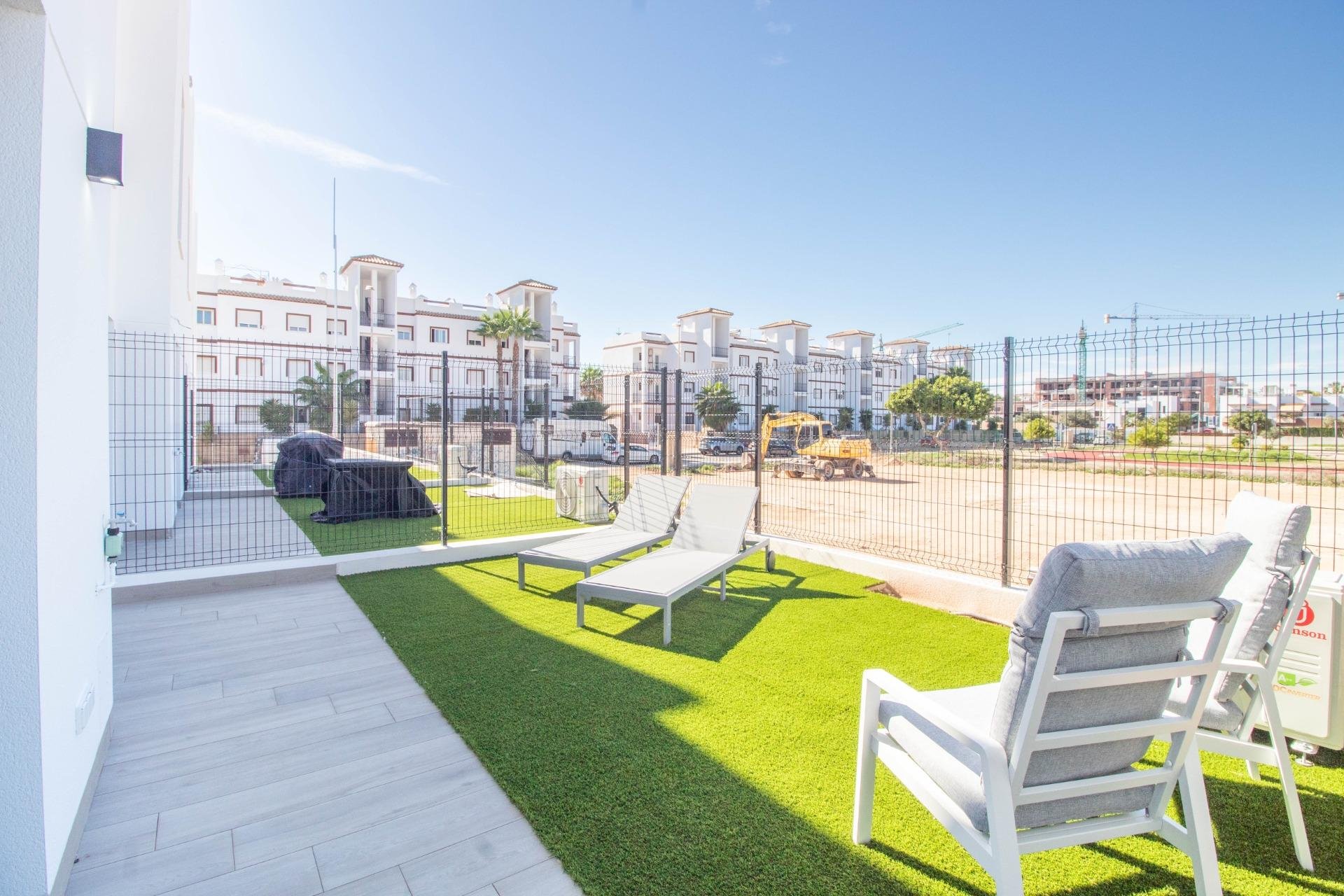 Återförsäljning - Apartment -
Orihuela Costa - Punta Prima