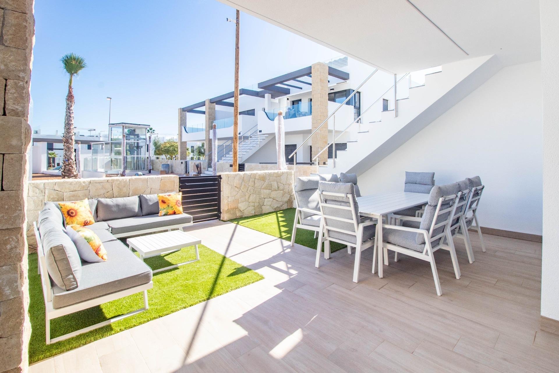 Återförsäljning - Apartment -
Orihuela Costa - Punta Prima