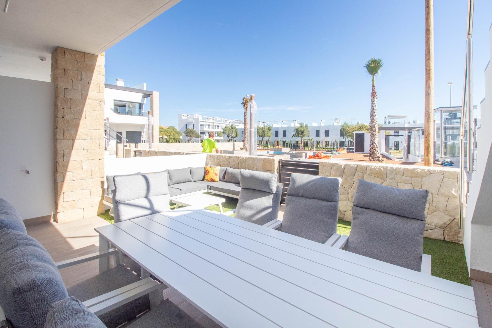 Återförsäljning - Apartment -
Orihuela Costa - Punta Prima