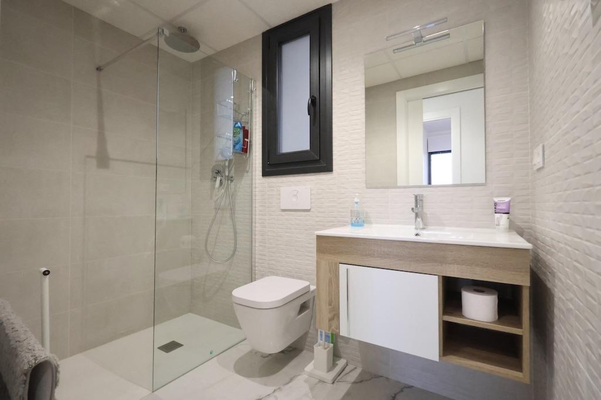 Återförsäljning - Apartment -
Orihuela Costa - Punta Prima