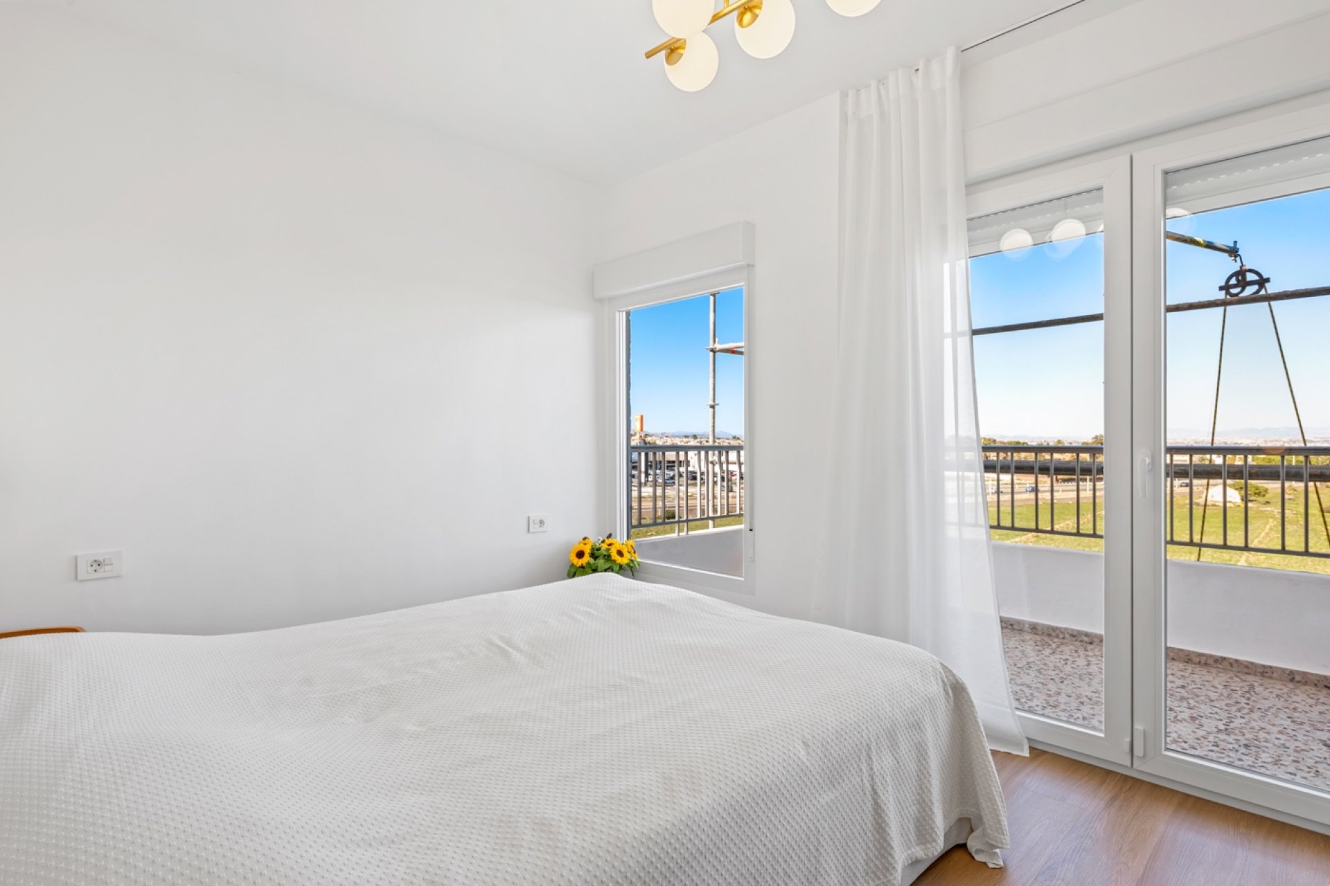 Återförsäljning - Apartment -
Orihuela Costa - Punta Prima