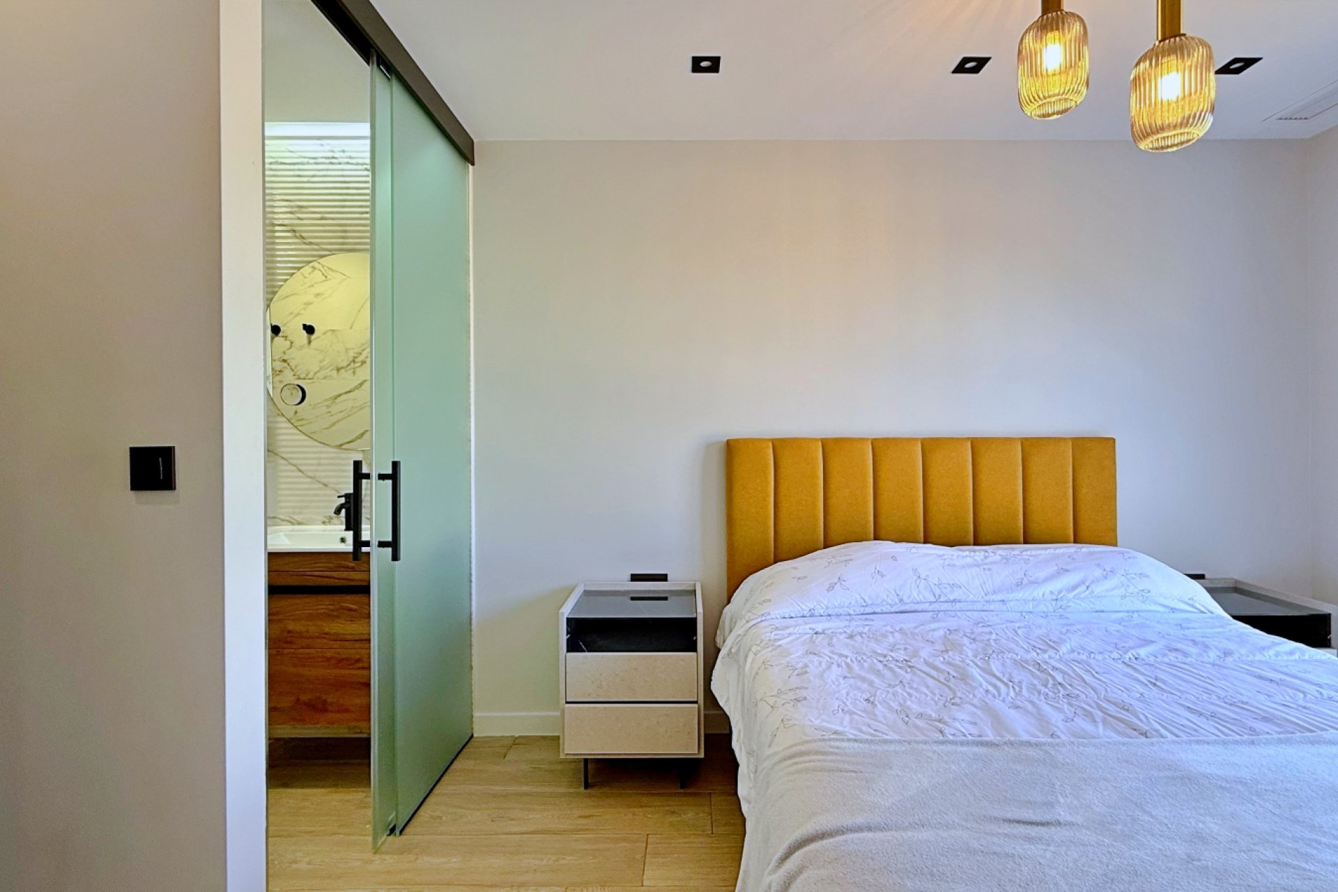 Återförsäljning - Apartment -
Orihuela Costa - Punta Prima