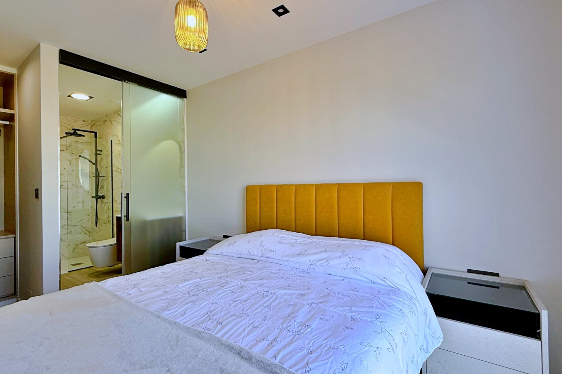 Återförsäljning - Apartment -
Orihuela Costa - Punta Prima