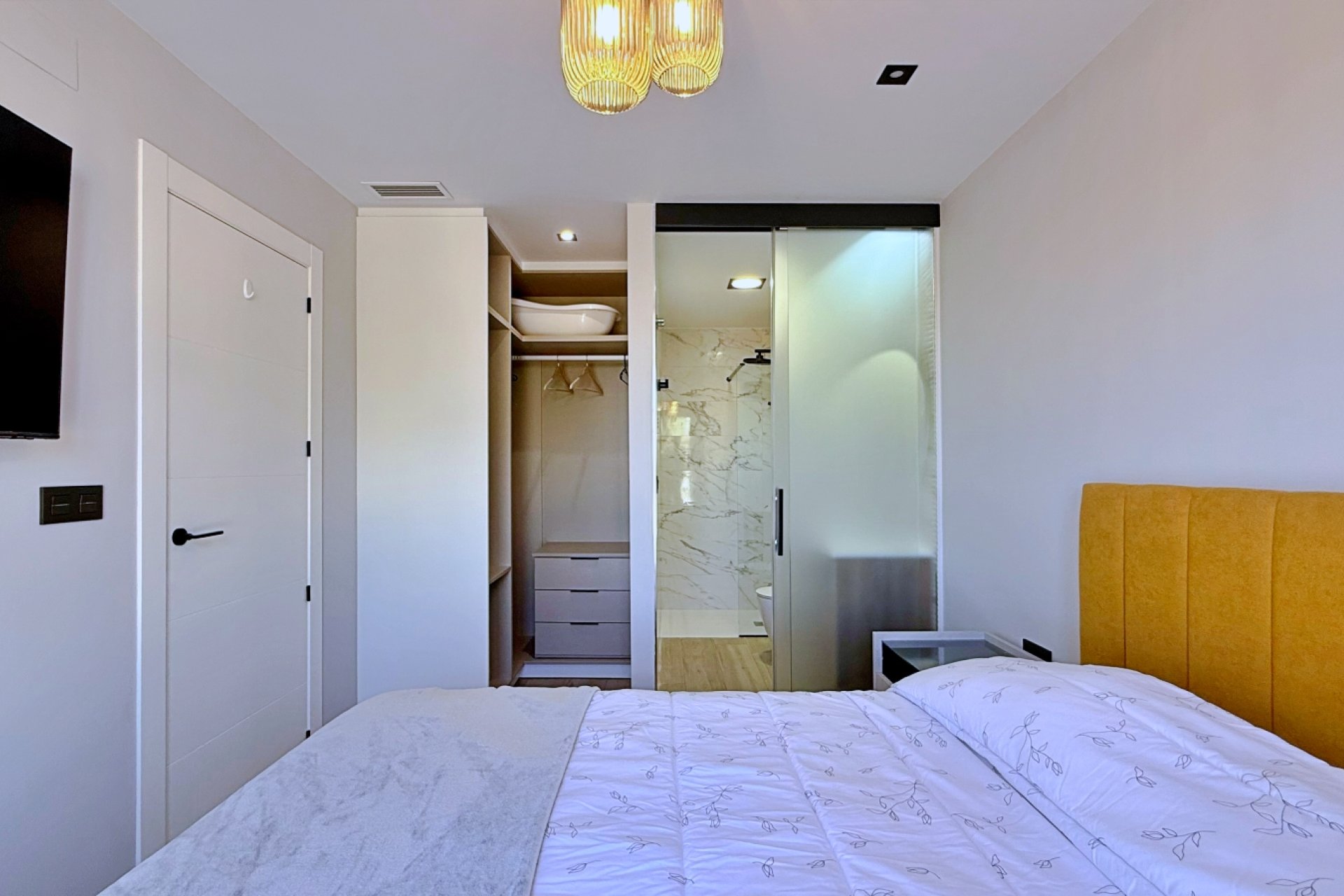 Återförsäljning - Apartment -
Orihuela Costa - Punta Prima