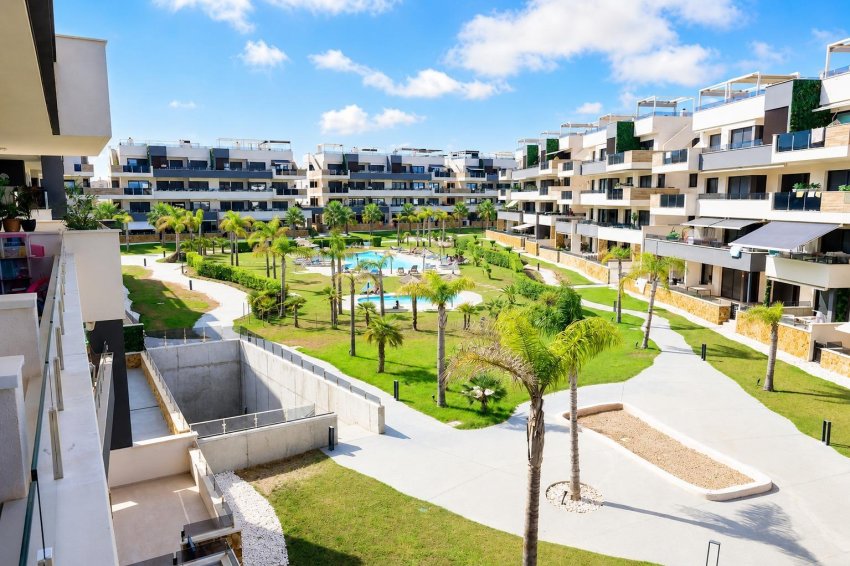 Återförsäljning - Apartment -
Orihuela Costa - Punta Prima
