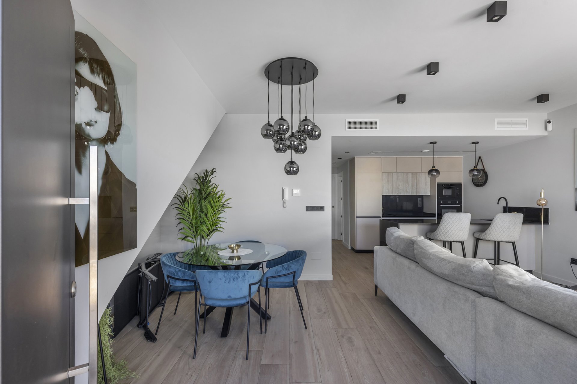 Återförsäljning - Apartment -
Orihuela Costa - Punta Prima