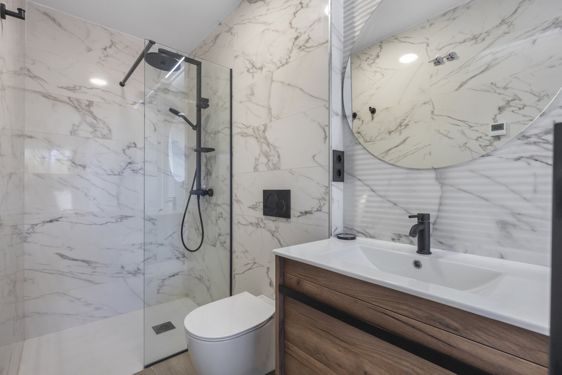 Återförsäljning - Apartment -
Orihuela Costa - Punta Prima