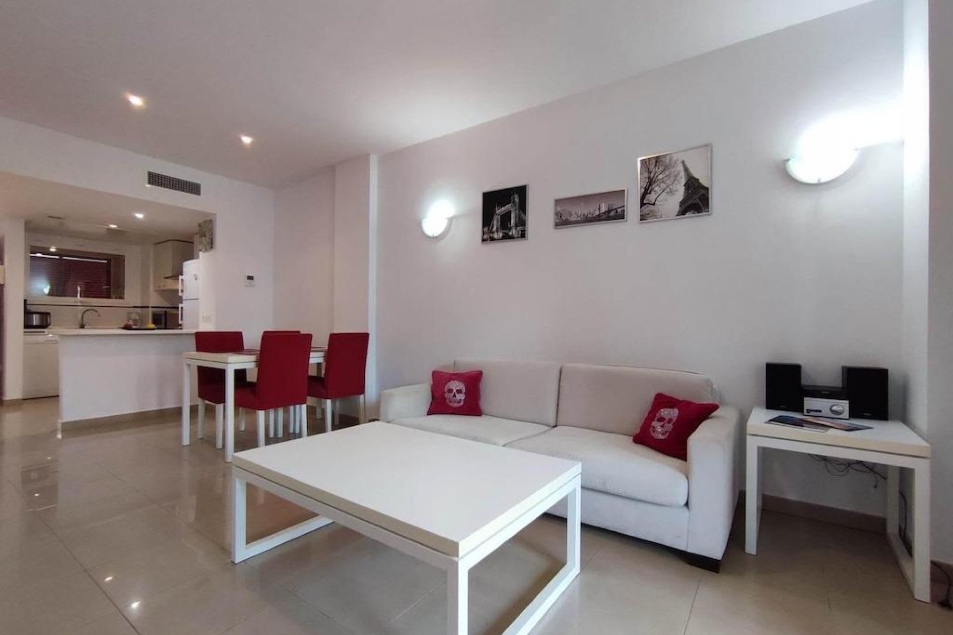 Återförsäljning - Apartment -
Orihuela Costa - Punta Prima