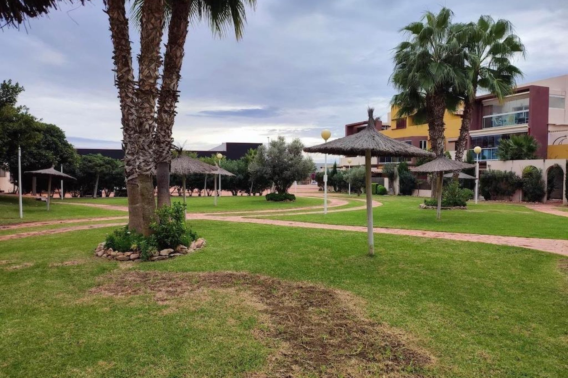 Återförsäljning - Apartment -
Orihuela Costa - Punta Prima