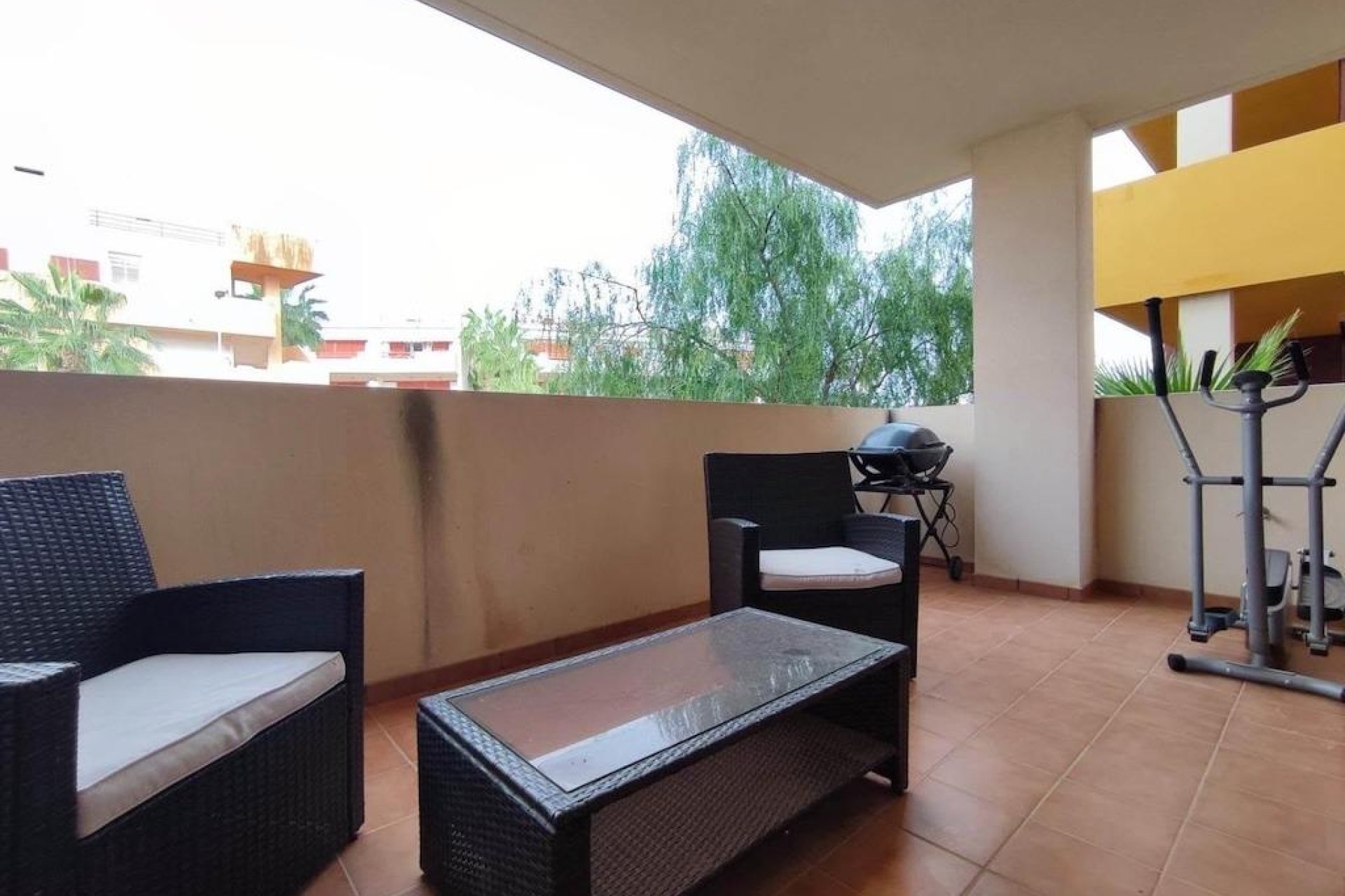 Återförsäljning - Apartment -
Orihuela Costa - Punta Prima