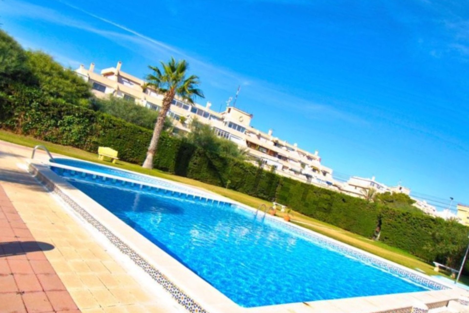 Återförsäljning - Apartment -
Orihuela Costa - Punta Prima