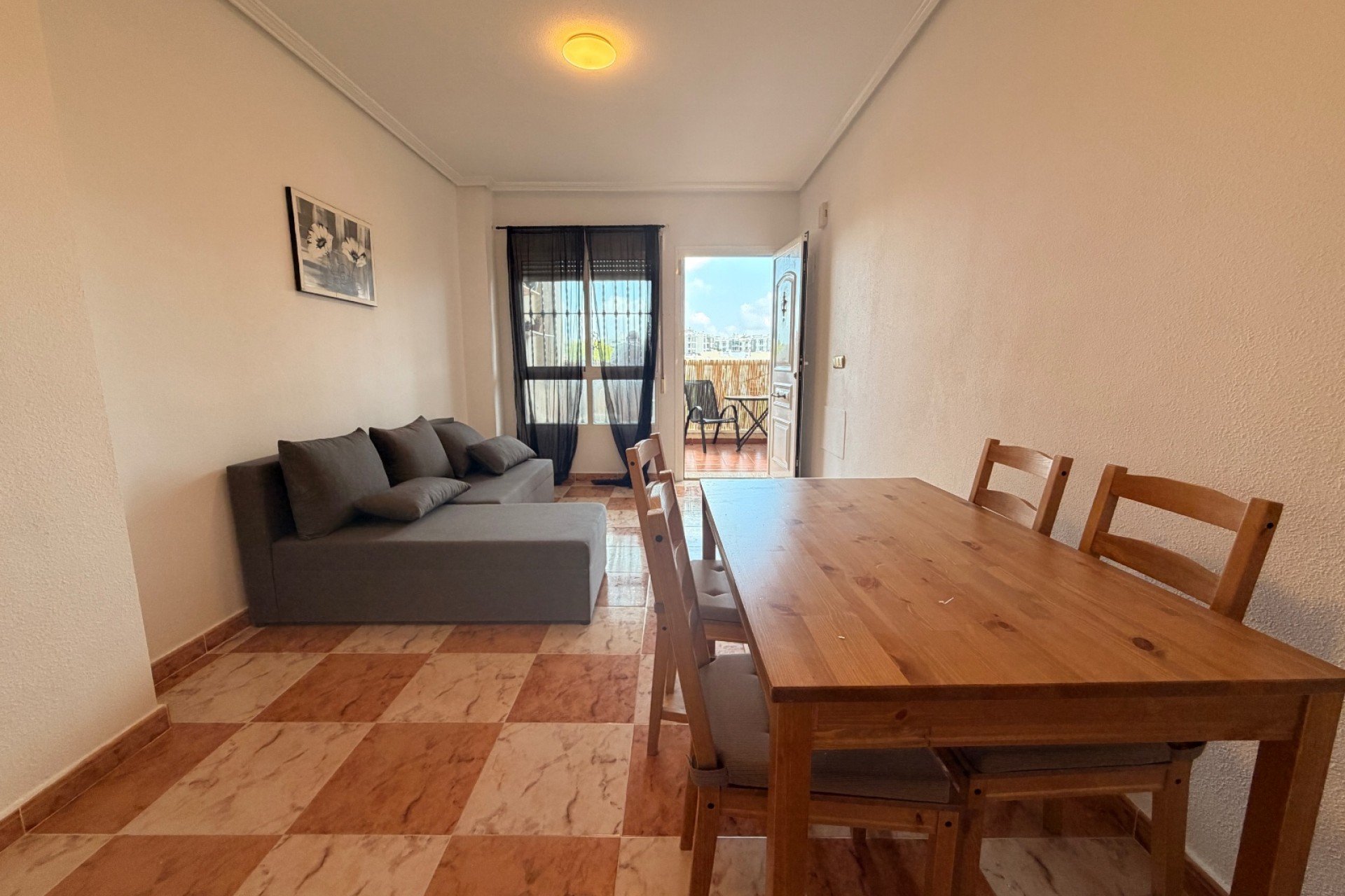Återförsäljning - Apartment -
Orihuela Costa - Villamartín-Las Filipinas
