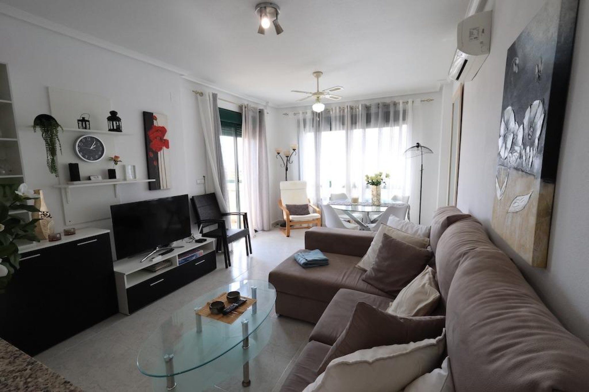 Återförsäljning - Apartment -
Orihuela Costa - Villamartín-Las Filipinas