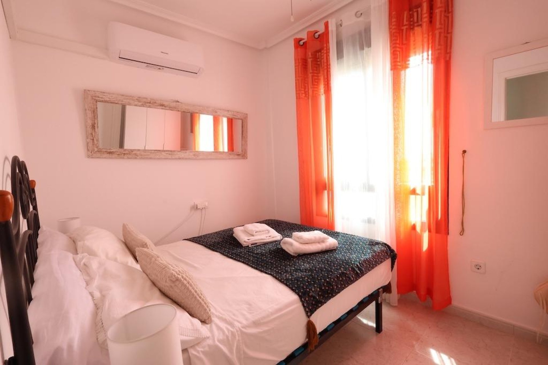 Återförsäljning - Apartment -
Orihuela Costa - Villamartín-Las Filipinas