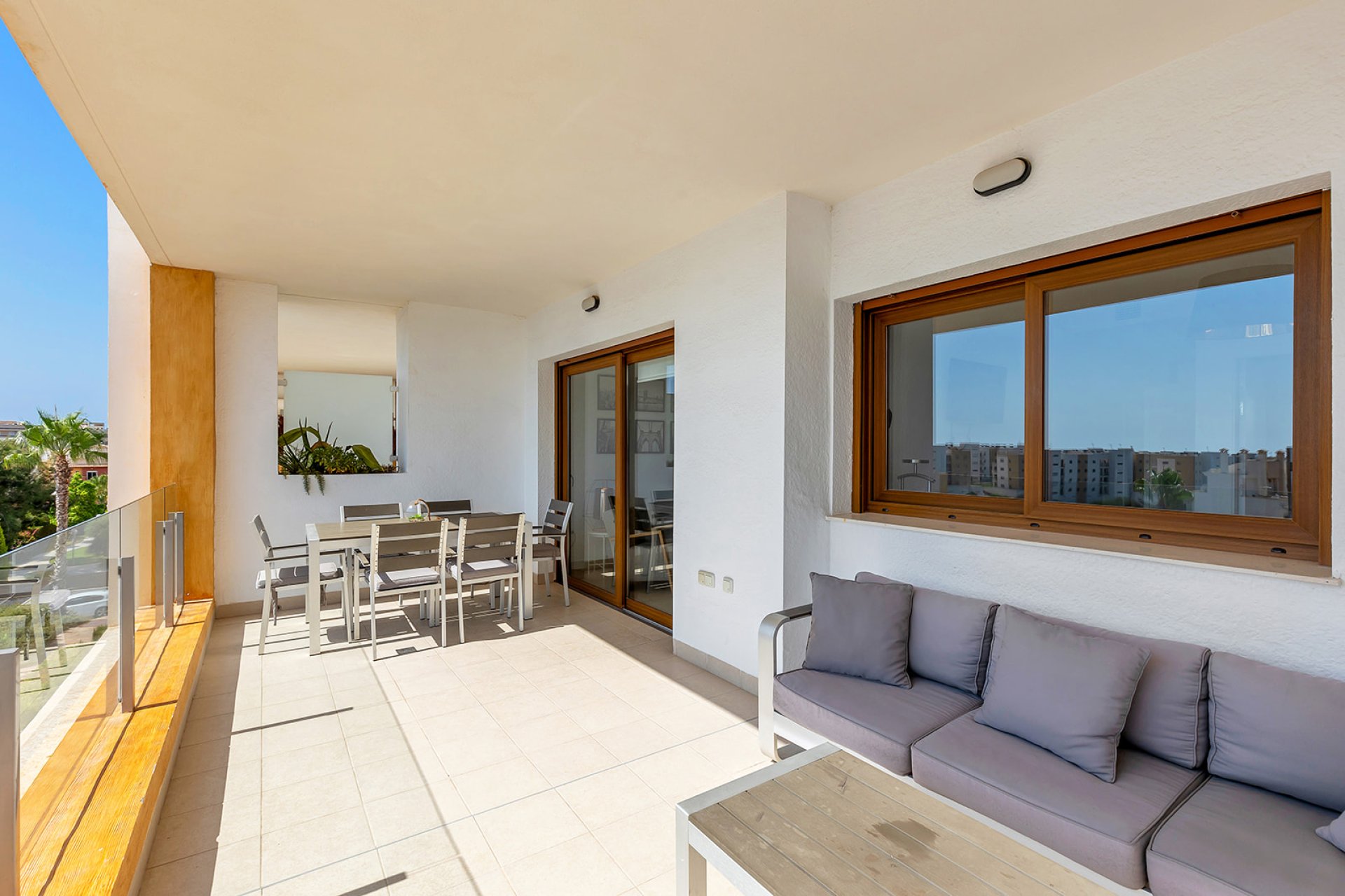 Återförsäljning - Apartment -
Orihuela Costa - Villamartín-Las Filipinas