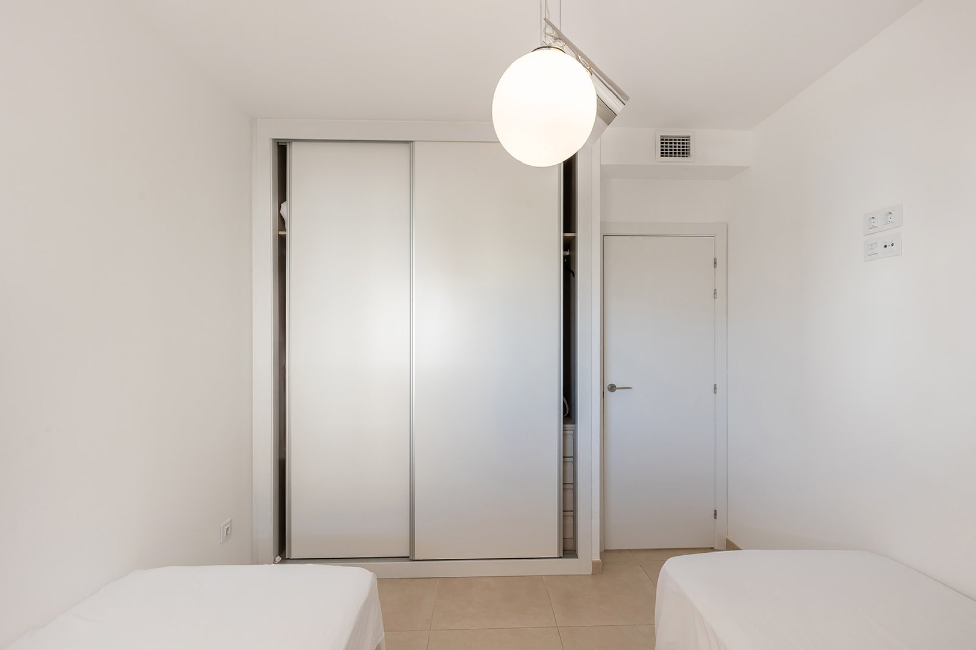 Återförsäljning - Apartment -
Orihuela Costa - Villamartín-Las Filipinas