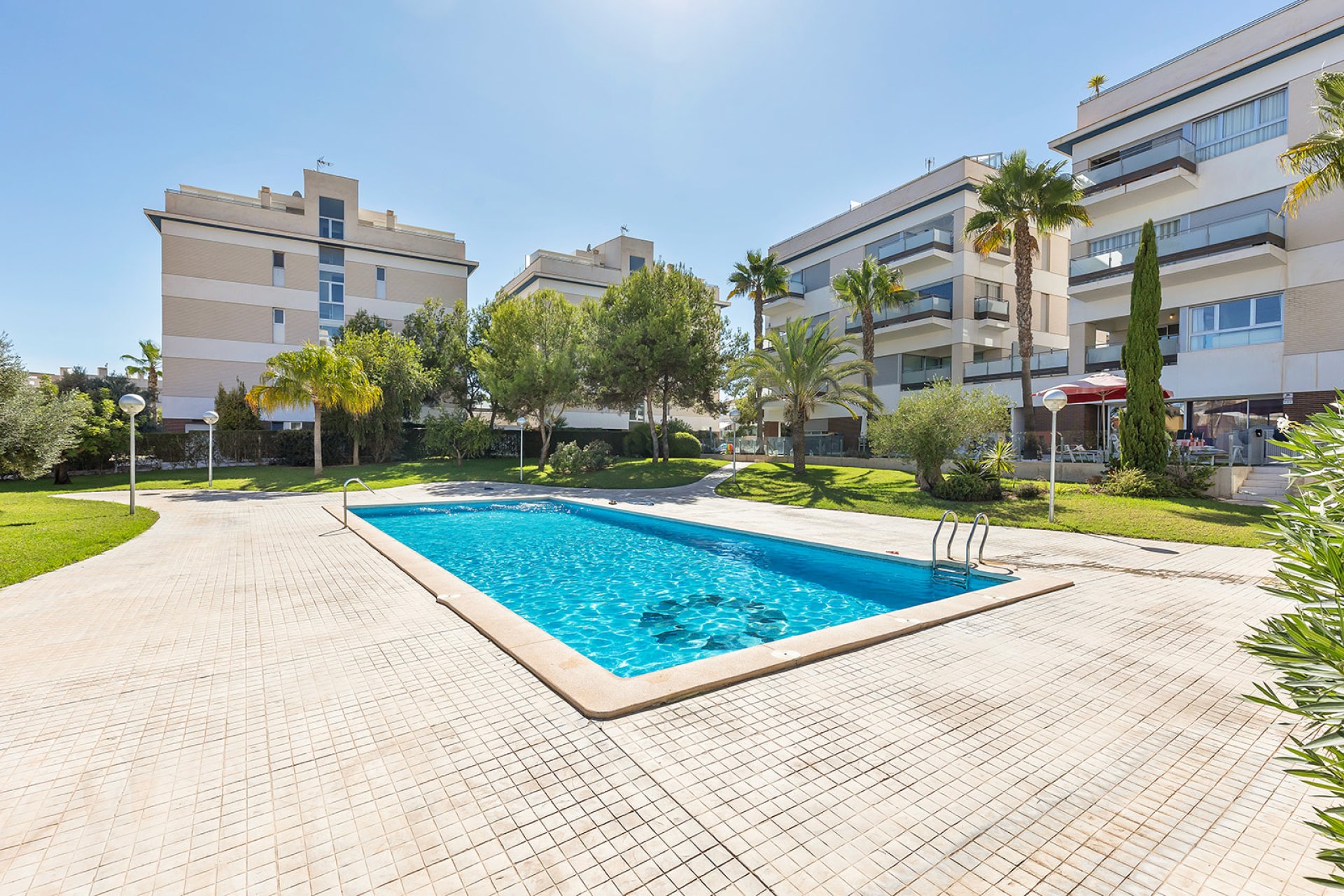 Återförsäljning - Apartment -
Orihuela Costa - Villamartín-Las Filipinas