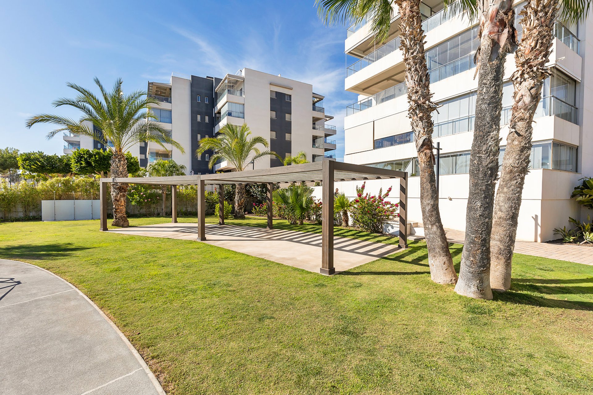 Återförsäljning - Apartment -
Orihuela Costa - Villamartín-Las Filipinas