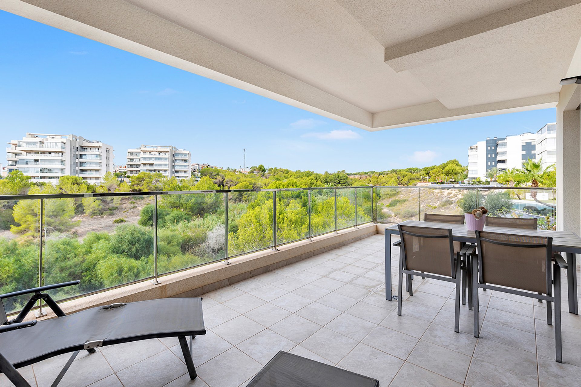 Återförsäljning - Apartment -
Orihuela Costa - Villamartín-Las Filipinas