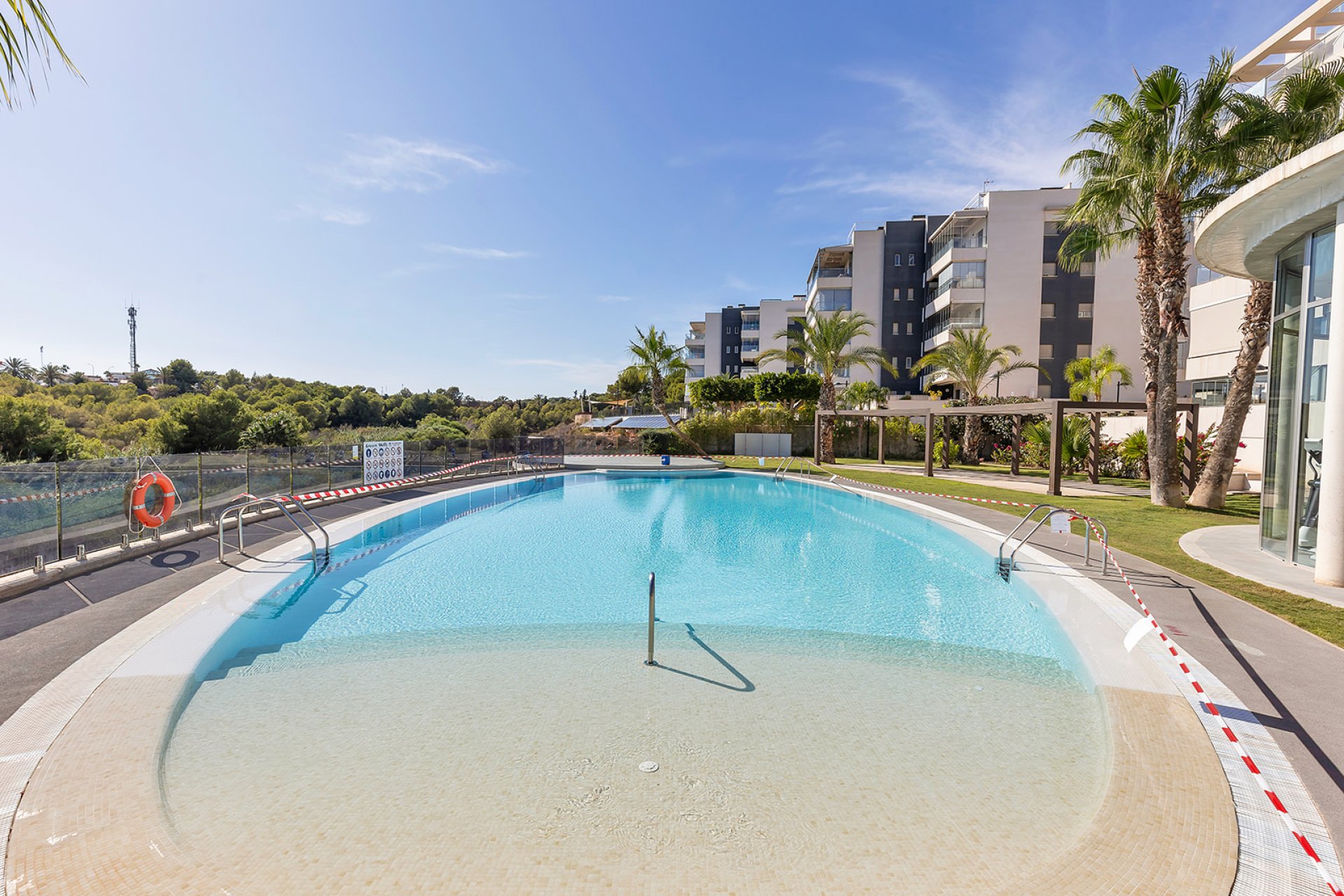 Återförsäljning - Apartment -
Orihuela Costa - Villamartín-Las Filipinas