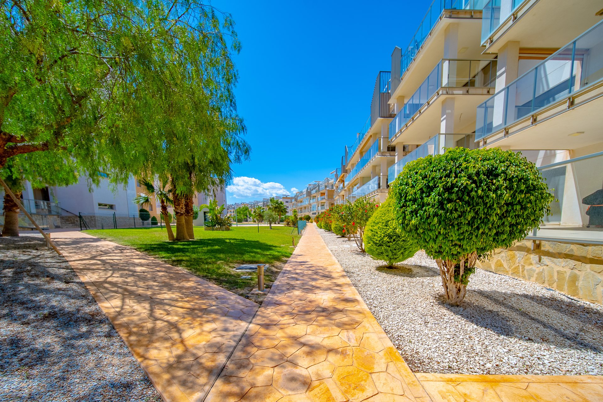 Återförsäljning - Apartment -
Orihuela Costa - Villamartin