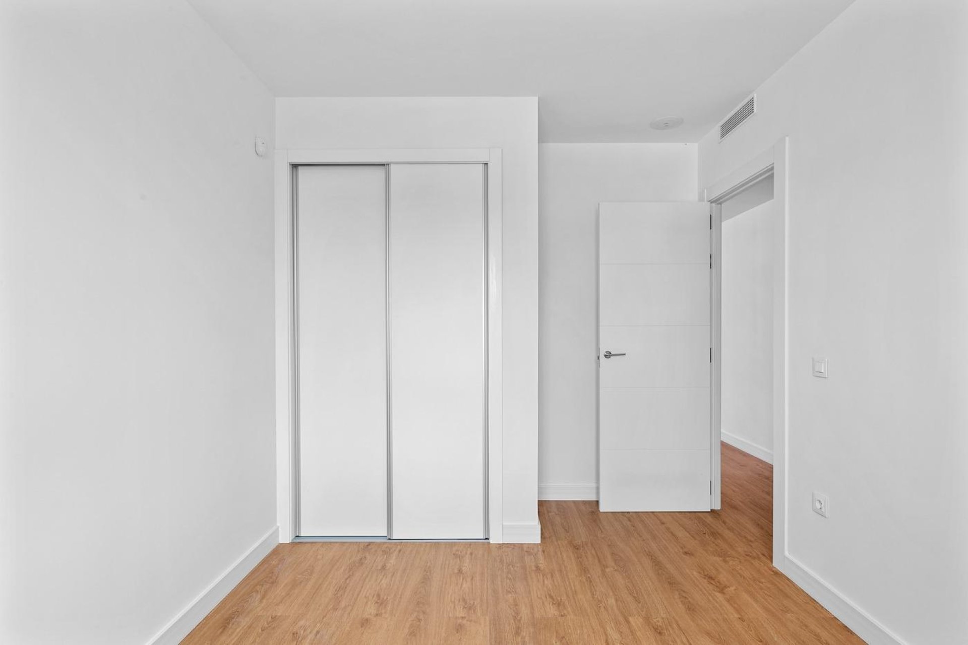 Återförsäljning - Apartment -
Orihuela Costa - Villamartín